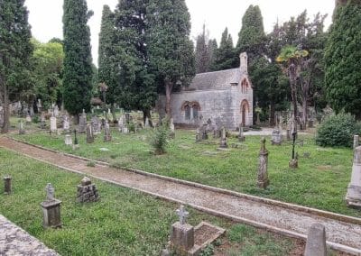 Military cemetery Pula Church