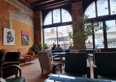 Cvajner Gallery