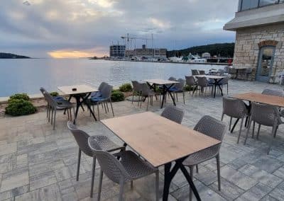 Caffe Bar 21