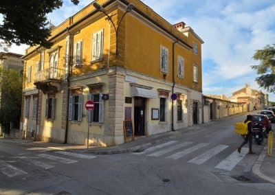 Caffe bar La Resistance Pula