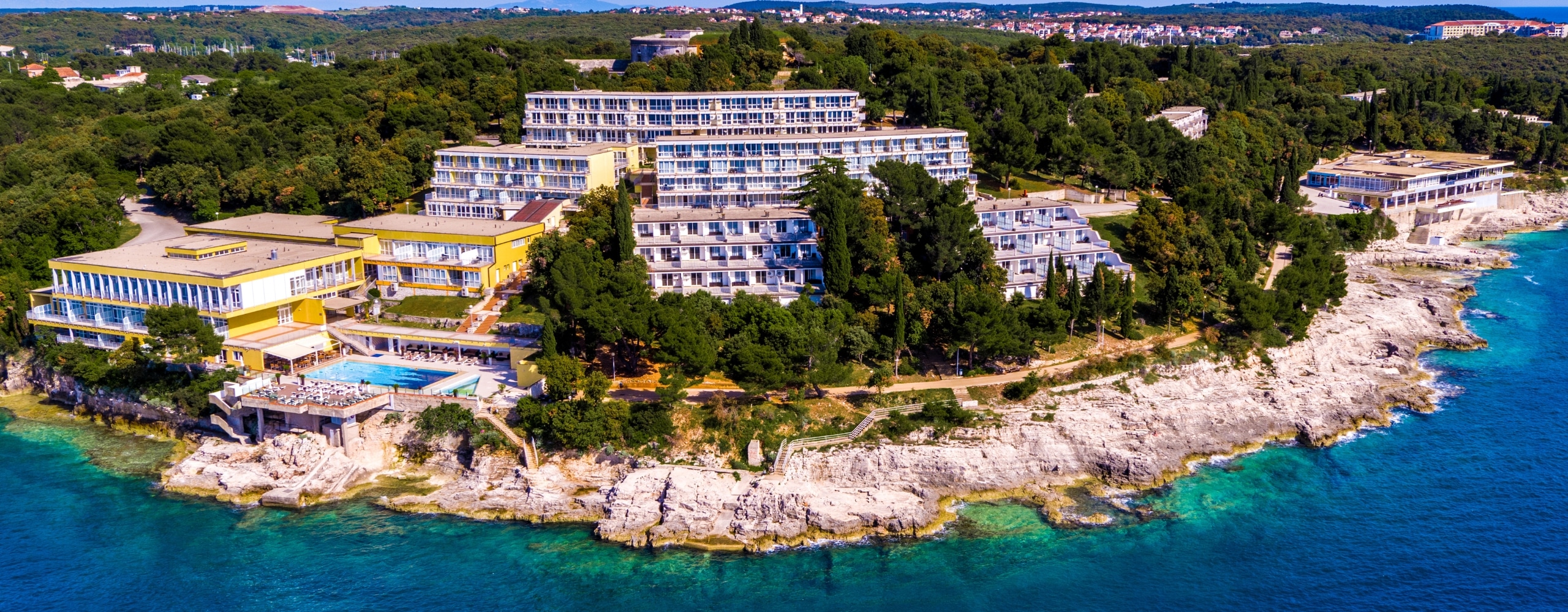 Splendid Golden Rocks Resort dron view front